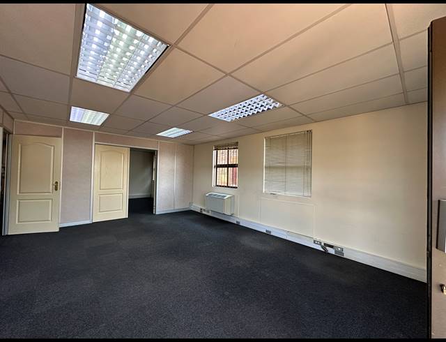 85M² OFFICE TO LET IN HIGHVELD TECHNOPARK